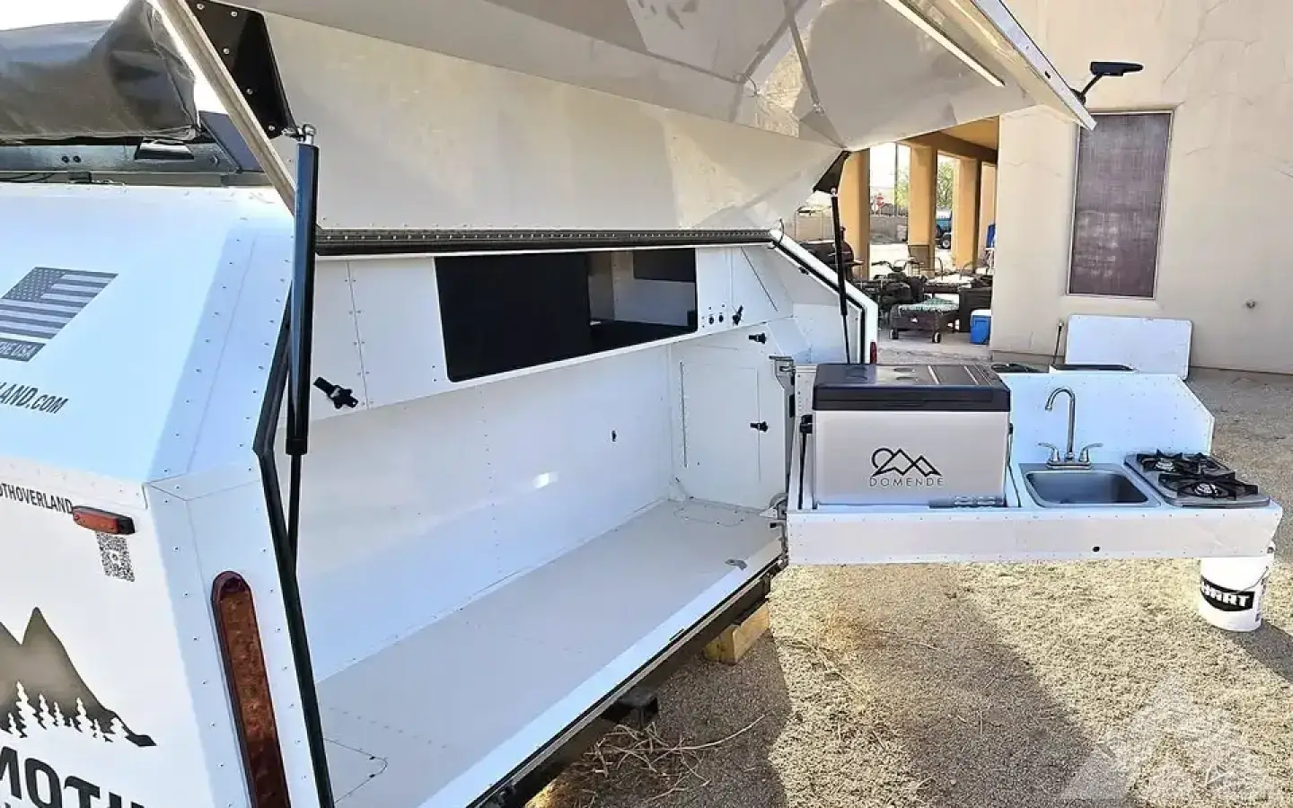 鉄道模型 TURNPIKE LIVESTOCK TRAILER MAMMOTH 2023 2023 Mammoth Overland Off Road Trailer 1,600 lbs. for Sale