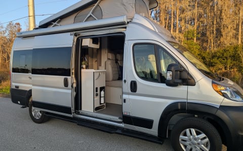 2023 Class B - A/C, 100 mi/day Luxury Van Pop Top