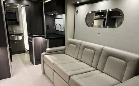 (The Glamper Camper) Airstream Atlas- Nicest Campe