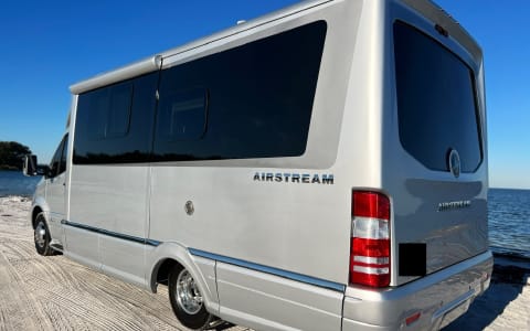 (The Glamper Camper) Airstream Atlas- Nicest Campe