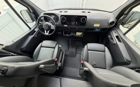 2025 TIffin GH1 Adventure Van