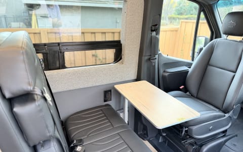 Tahoe Ready: 2025 AWD Storyteller Dark Mode