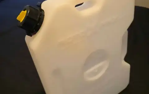 Rotopax 2 Gallon Water can
