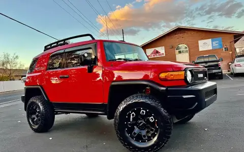 2012 Toyota FJ Cruiser