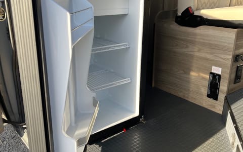 2025 Winnebago Solis 59PX Adventure Van - 2 BEDS!