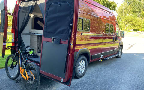 Winnebago Solis 59 PX Camper Van