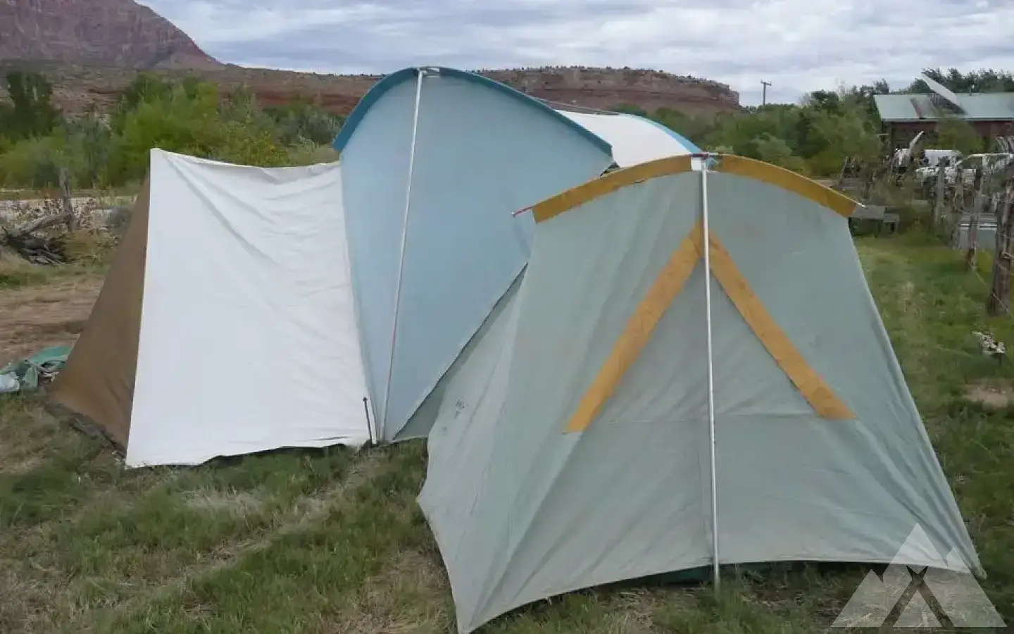 S For Camping Springbar Heavy-Duty 10x14ft Camping Tarp