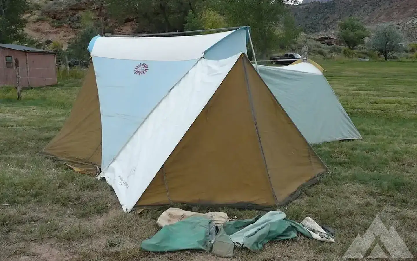 springbar グラウンドタープ 10'x14' ブラウン groundtarp10x10pdp1.jpg?v=