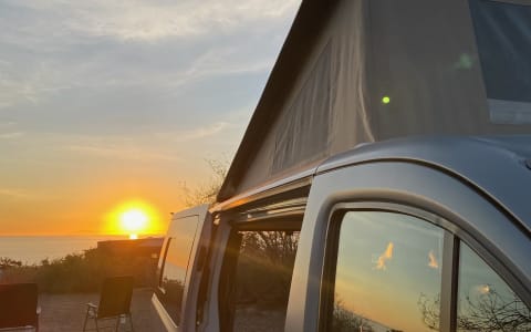 101 Beach Van