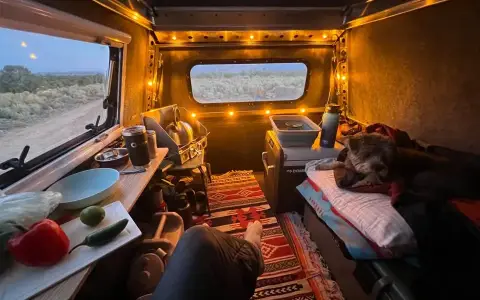 AT Summit 6.5 Truck Camper / Topper for Sale