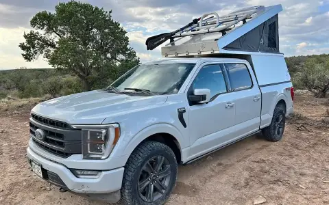 AT Summit 6.5 Truck Camper / Topper for Sale
