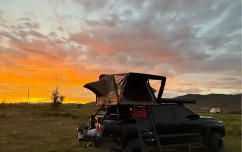 Naturenest Hard Clam Shell Roof Top Tent