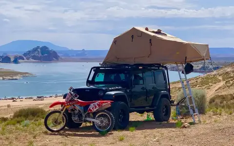 Smittybilt Overland XL Rooftop Tent WITH ANNEXT