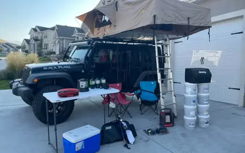 Smittybilt Overland XL Rooftop Tent WITH ANNEXT