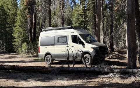 2024 Winnebago Revel 4x4 | Mercedes Sprinter | Off