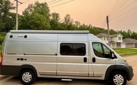 Gordon Elite Tavel Van
