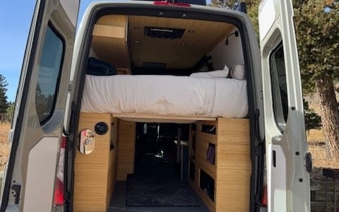 True Moon Campervan True Moon Campervan