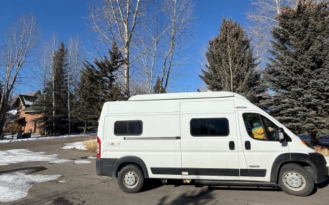 Winnebago Solis Winnebago Solis