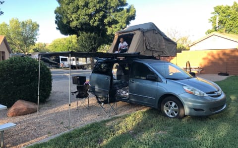 OVERLAND EXPERIENCE # 4- Lightning in a Bottle & F