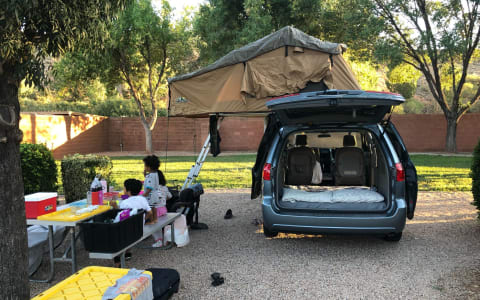 OVERLAND EXPERIENCE # 4- Lightning in a Bottle & F