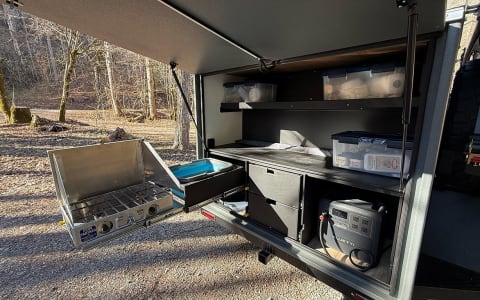 Cedar Ridge Deneb XT Off-Grid Adventure Trailer wi Cedar Ridge Deneb XT Off-Grid Adventure Trailer wi