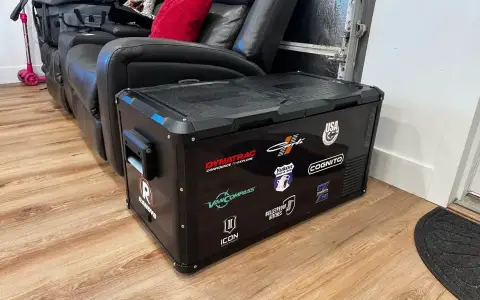Iceco VL75 prod 12v refrigerator