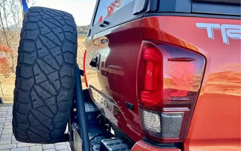 RiGd ultra-swing tire carrier with accessories