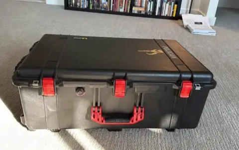 Pelican Case 1650 w/ Molle lid insert