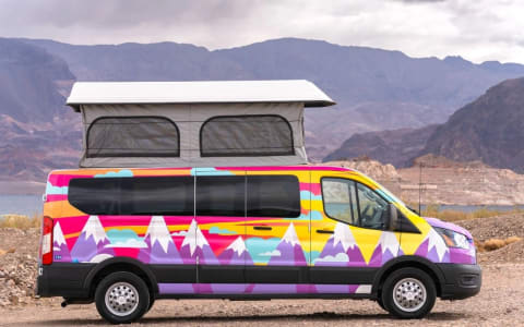 Verso - AWD Pop-Top Van | Mountain Wrap | Everythi