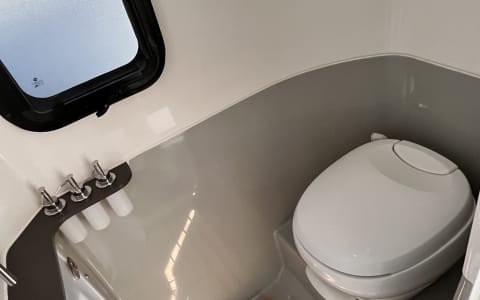 Airstream Nest – Stylish Glamping, Easy Travel, Of