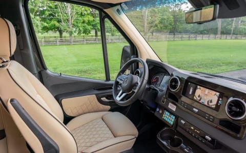 2024 Ultimate Toys Ultimate Coach (NEW LISTING)
