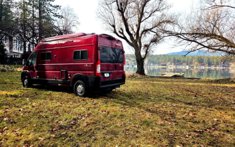 King Adventures pop-top loft van