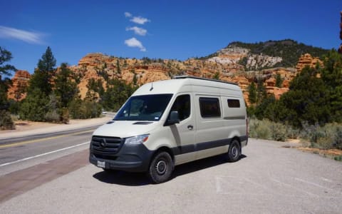The Red Rock Rig Mercedes Campervan