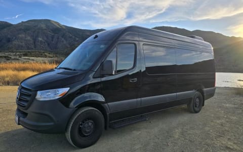 2024 Mercedes-Benz Sprinter 15-Passenger Van – Roa