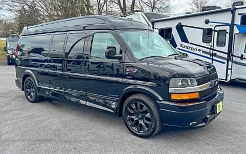 V2 Luxury 9 Passenger Van