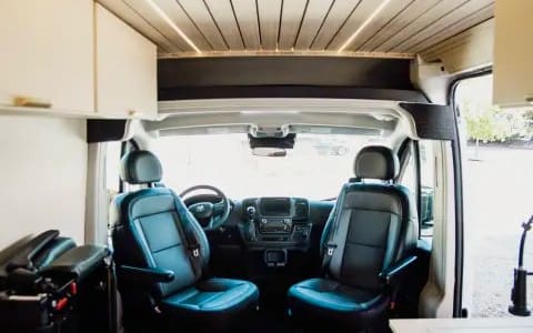 Franklin: 2022 RAM ProMaster Camper Van