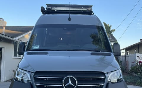 This One Goes to 11! - Rare 4x4 Customized Mercede