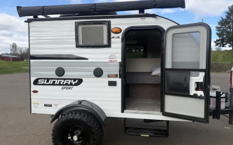 Max – 2022 Sunset Park Sunray 109 Sport: Rugged, L