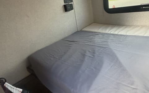Max – 2022 Sunset Park Sunray 109 Sport: Rugged, L