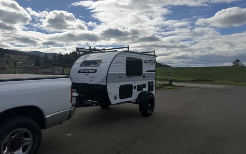 Max – 2022 Sunset Park Sunray 109 Sport: Rugged, L