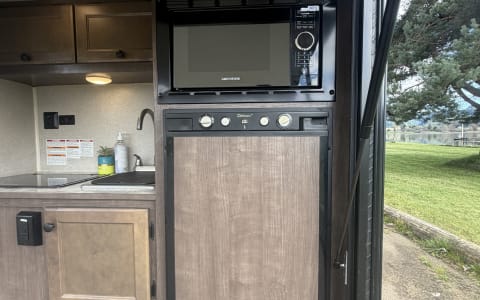 Max – 2022 Sunset Park Sunray 109 Sport: Rugged, L