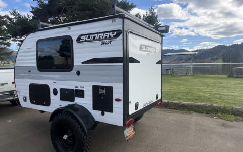 Max – 2022 Sunset Park Sunray 109 Sport: Rugged, L