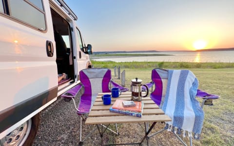 Texas Adventure Van - The RAMbler | Easy-to-Drive 