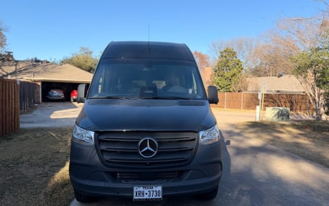 Passenger Van Mercedes Benz 15 Seater