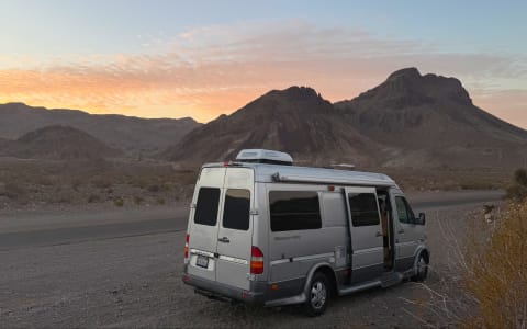 Luxe Sprinter Pleasure-Way