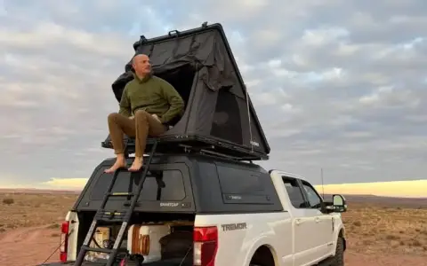 Hard Shell Rooftop Tent – WildFinder