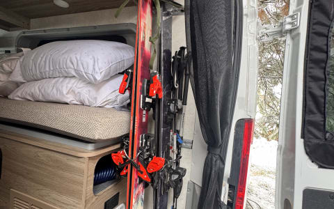 Montana Adventure Van- Sleeps 4 -Off Grid Ready