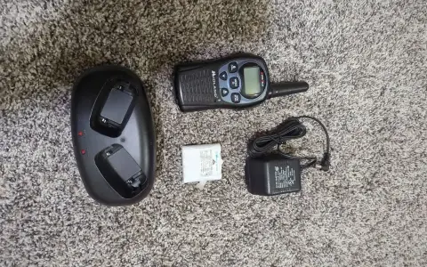 Midland two way radio LXT560