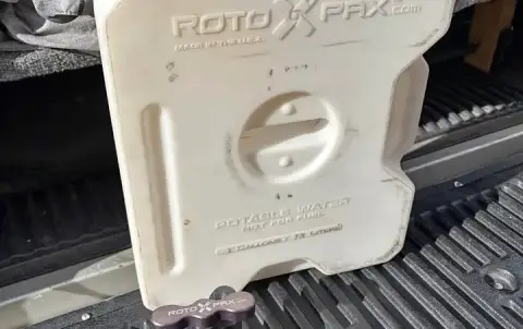 Rotopax 2gal water jug and mount
