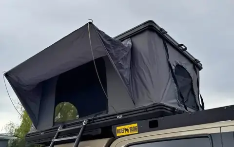 CVT Mt st Helen’s hard shell rooftop tent